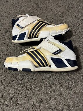 Vintage adidas t Mac 3